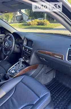 Внедорожник / Кроссовер Audi Q5 2015 в 