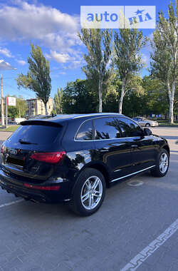 Внедорожник / Кроссовер Audi Q5 2015 в 