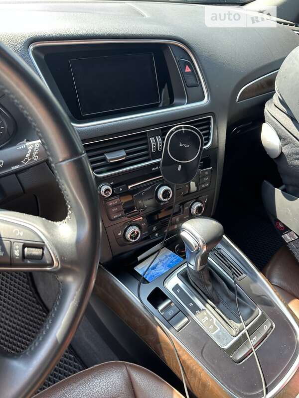 Позашляховик / Кросовер Audi Q5 2015 в Кам'янець-Подільському