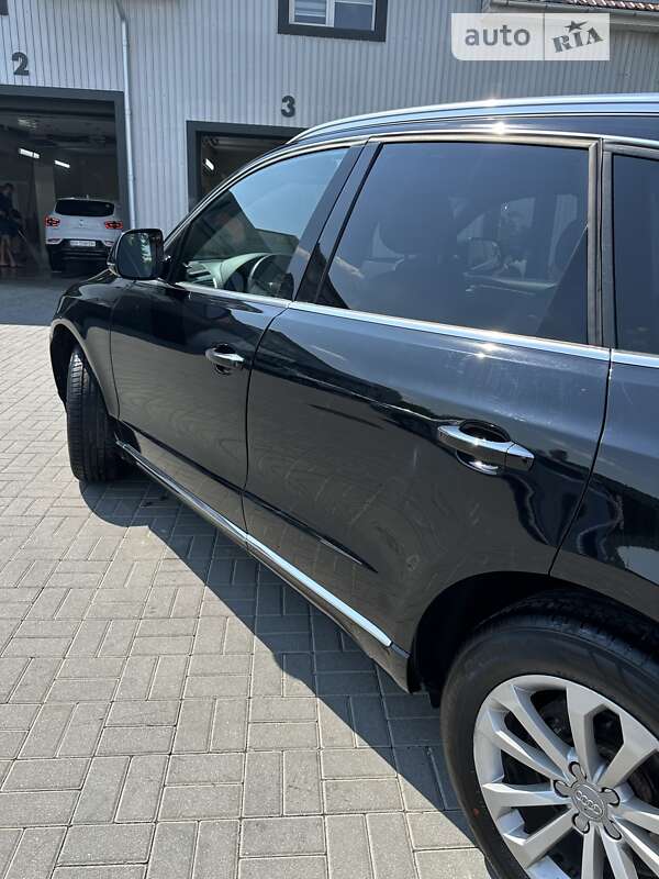 Позашляховик / Кросовер Audi Q5 2015 в Кам'янець-Подільському