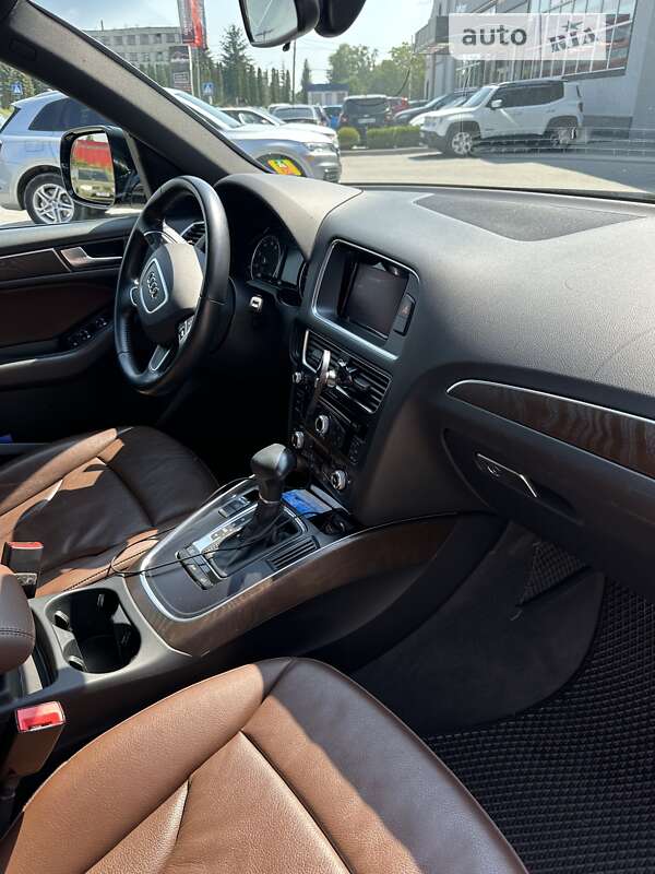 Позашляховик / Кросовер Audi Q5 2015 в Кам'янець-Подільському
