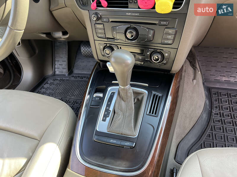 Позашляховик / Кросовер Audi Q5 2010 в Львові