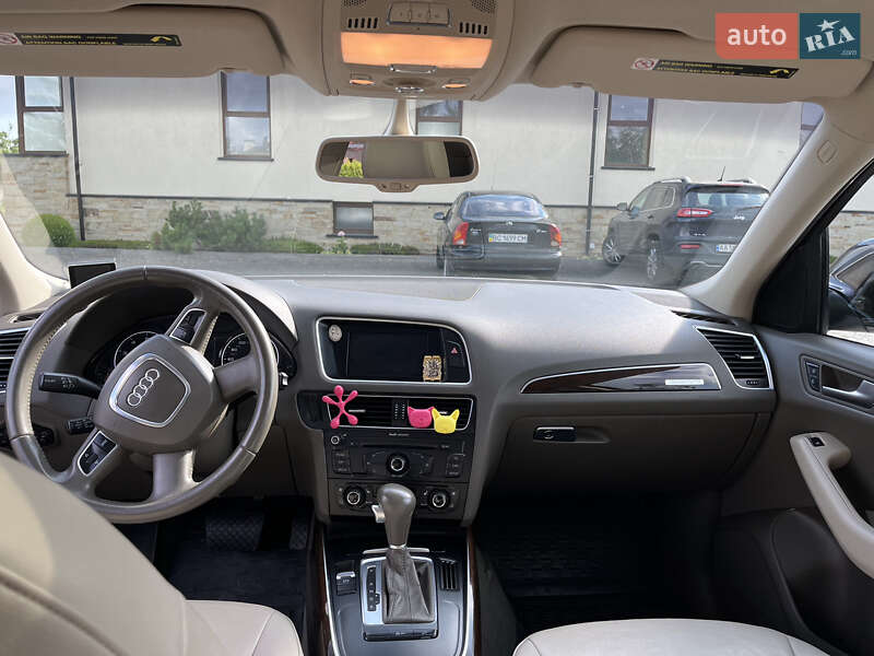 Позашляховик / Кросовер Audi Q5 2010 в Львові