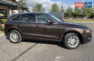 Внедорожник / Кроссовер Audi Q5 2010 в 