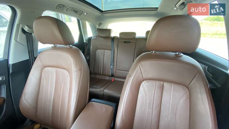 Позашляховик / Кросовер Audi Q5 2018 в Львові