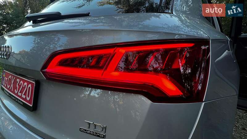 Позашляховик / Кросовер Audi Q5 2018 в Львові