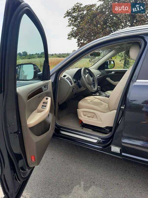 Внедорожник / Кроссовер Audi Q5 2011 в Львове