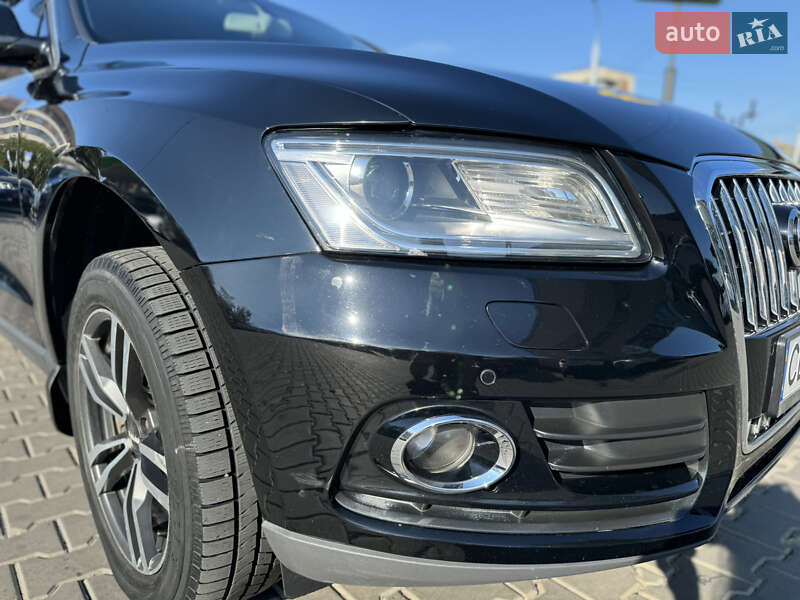 Внедорожник / Кроссовер Audi Q5 2015 в Черновцах