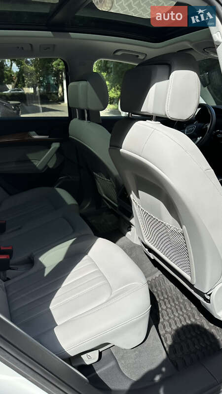 Внедорожник / Кроссовер Audi Q5 2020 в Одессе