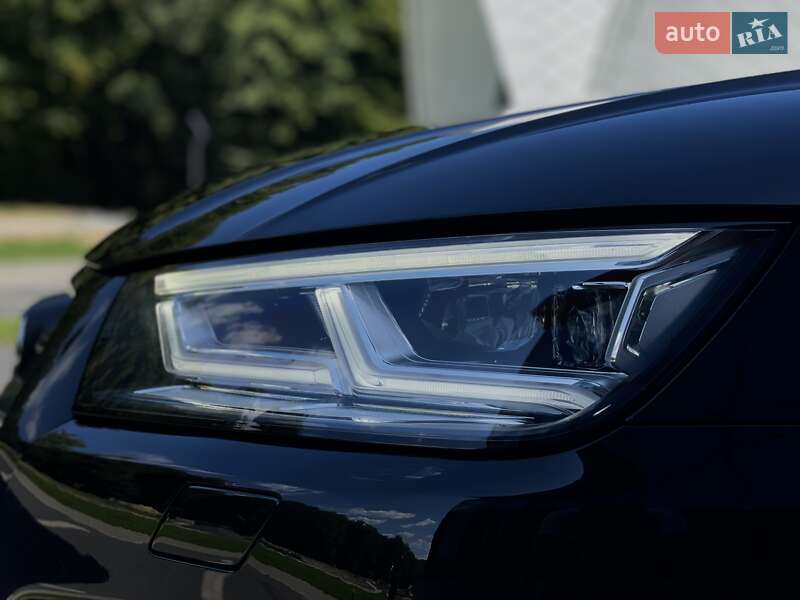Внедорожник / Кроссовер Audi Q5 2020 в Львове