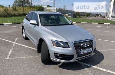 Внедорожник / Кроссовер Audi Q5 2010 в Ровно