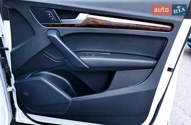 Внедорожник / Кроссовер Audi Q5 2020 в 