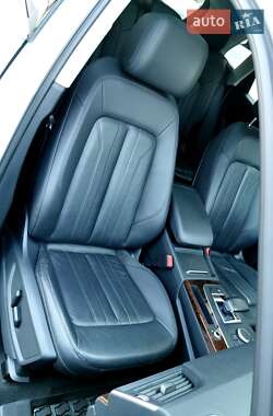 Внедорожник / Кроссовер Audi Q5 2020 в 