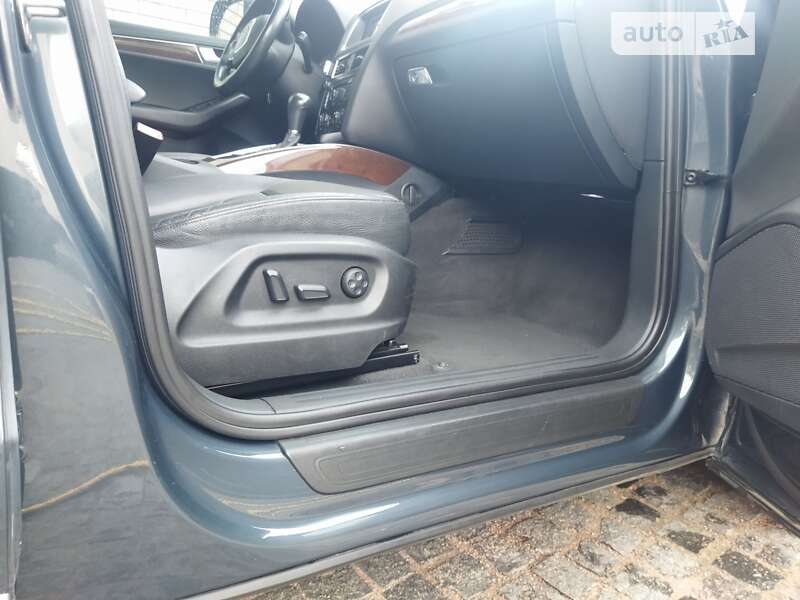 Внедорожник / Кроссовер Audi Q5 2011 в Житомире