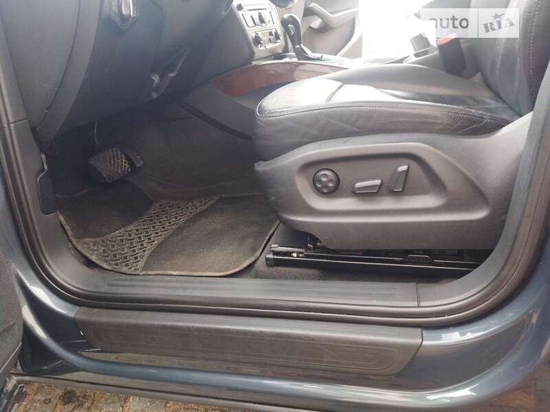Внедорожник / Кроссовер Audi Q5 2011 в Житомире