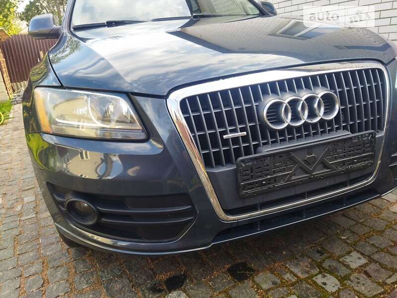 Внедорожник / Кроссовер Audi Q5 2011 в Житомире