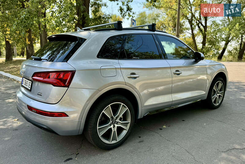 Внедорожник / Кроссовер Audi Q5 2018 в Киеве