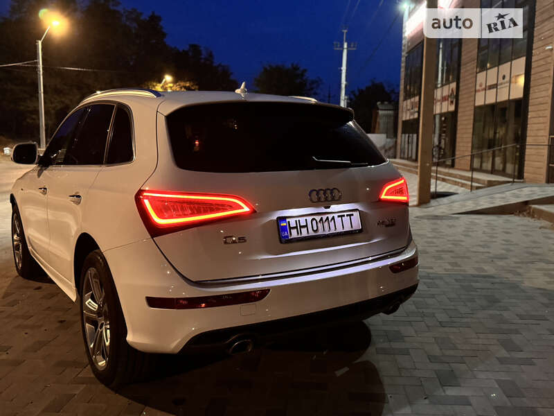 Внедорожник / Кроссовер Audi Q5 2015 в Одессе