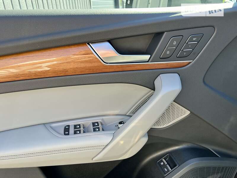 Внедорожник / Кроссовер Audi Q5 2022 в Киеве фото 21 Внедорожник / Кроссовер Audi Q5 2022 в Киеве