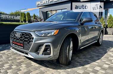Позашляховик / Кросовер Audi Q5 2022 в 