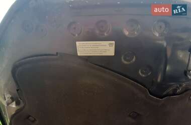 Внедорожник / Кроссовер Audi Q5 2011 в 