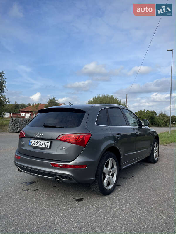 Внедорожник / Кроссовер Audi Q5 2012 в Киеве