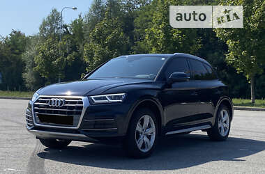 Позашляховик / Кросовер Audi Q5 2018 в Львові