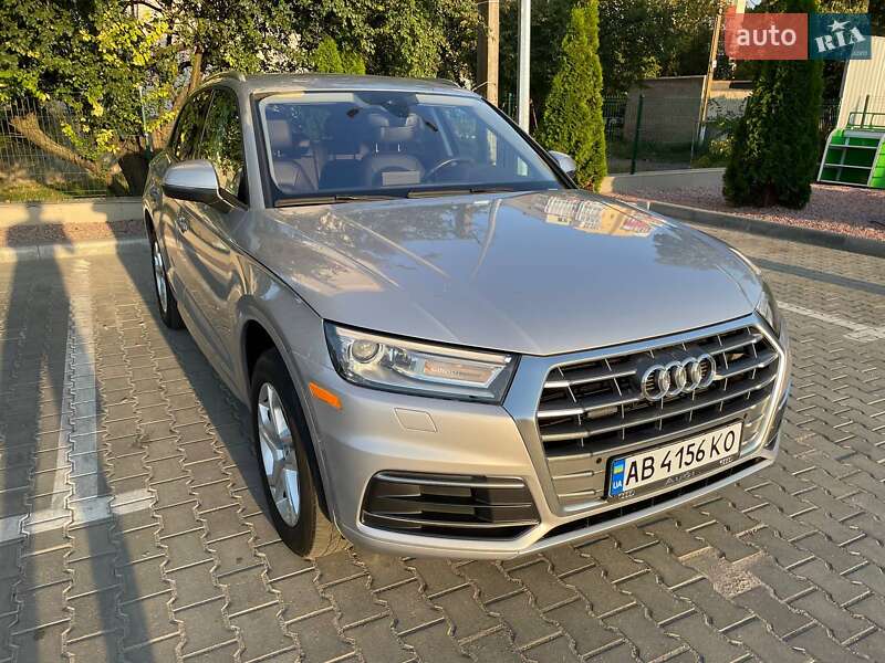 Внедорожник / Кроссовер Audi Q5 2018 в Виннице