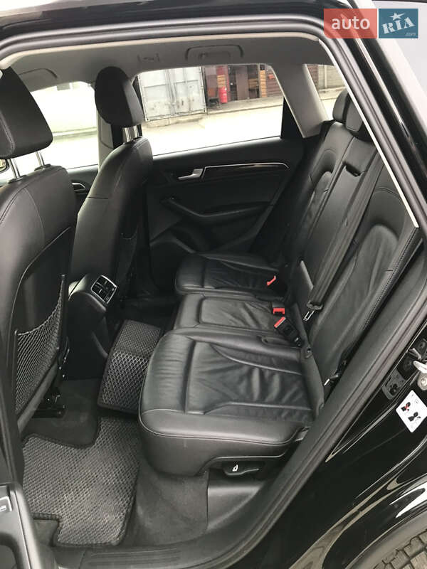 Внедорожник / Кроссовер Audi Q5 2014 в Черновцах