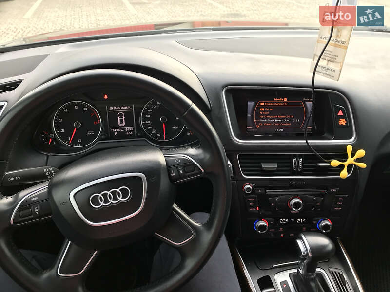 Внедорожник / Кроссовер Audi Q5 2014 в Черновцах