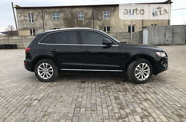 Внедорожник / Кроссовер Audi Q5 2014 в Черновцах