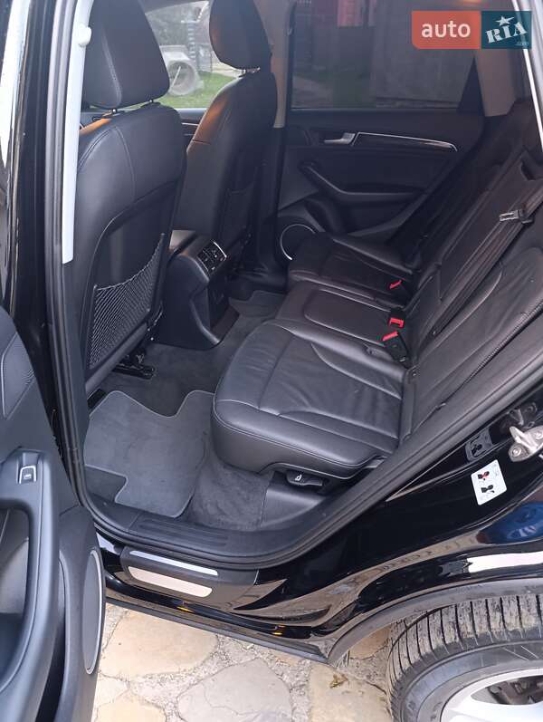 Внедорожник / Кроссовер Audi Q5 2016 в Надворной фото 13 Внедорожник / Кроссовер Audi Q5 2016 в Надворной