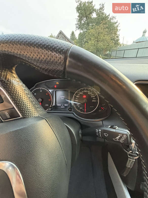 Позашляховик / Кросовер Audi Q5 2011 в Луцьку