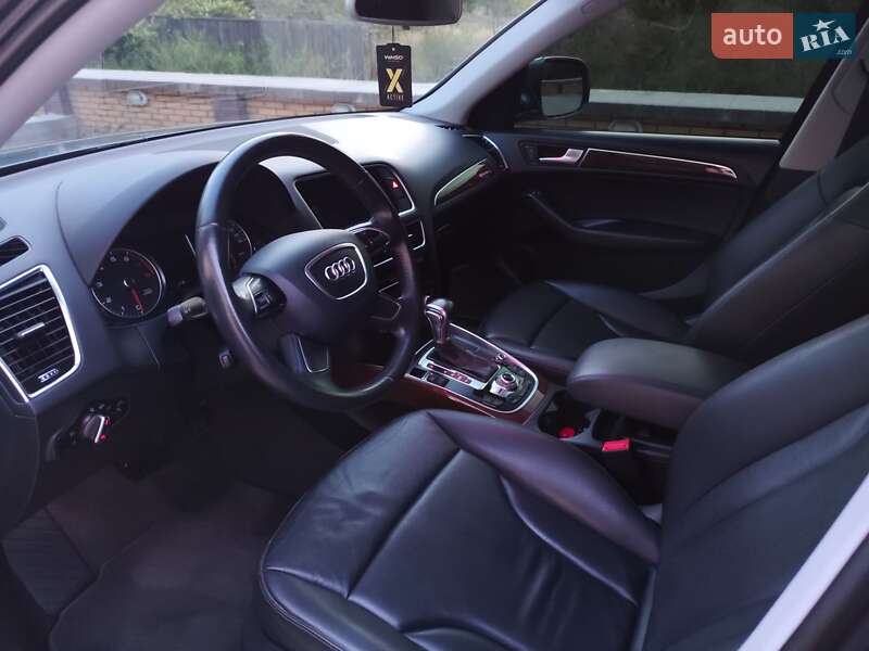 Внедорожник / Кроссовер Audi Q5 2016 в Хмельницком