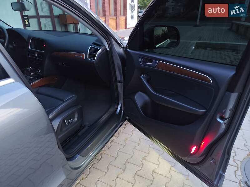 Внедорожник / Кроссовер Audi Q5 2016 в Хмельницком