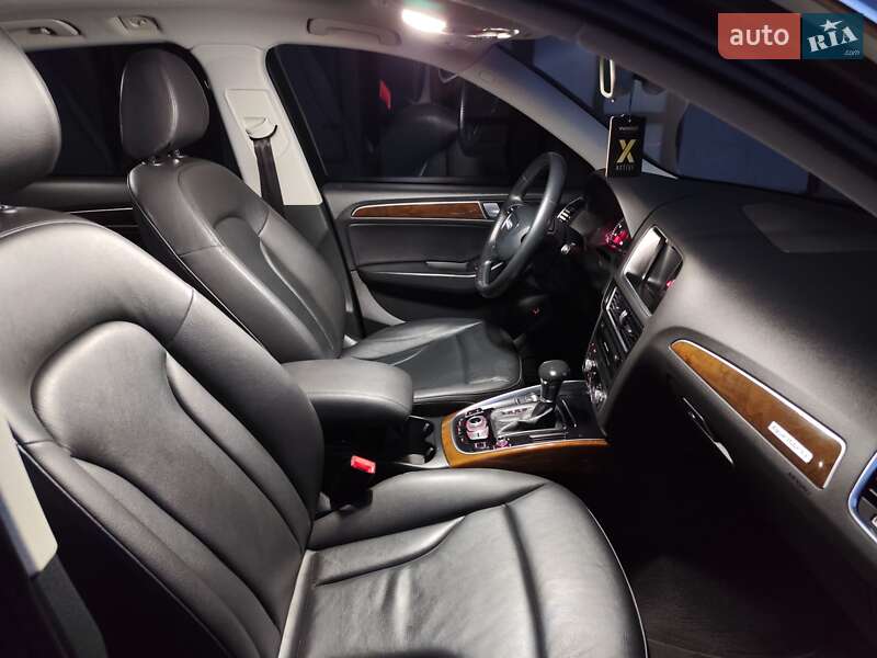 Внедорожник / Кроссовер Audi Q5 2016 в Хмельницком