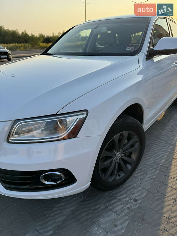 Внедорожник / Кроссовер Audi Q5 2013 в Львове
