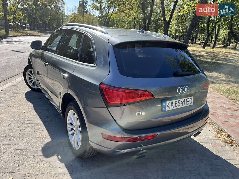 Внедорожник / Кроссовер Audi Q5 2014 в Киеве