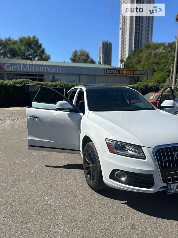 Внедорожник / Кроссовер Audi Q5 2015 в Киеве