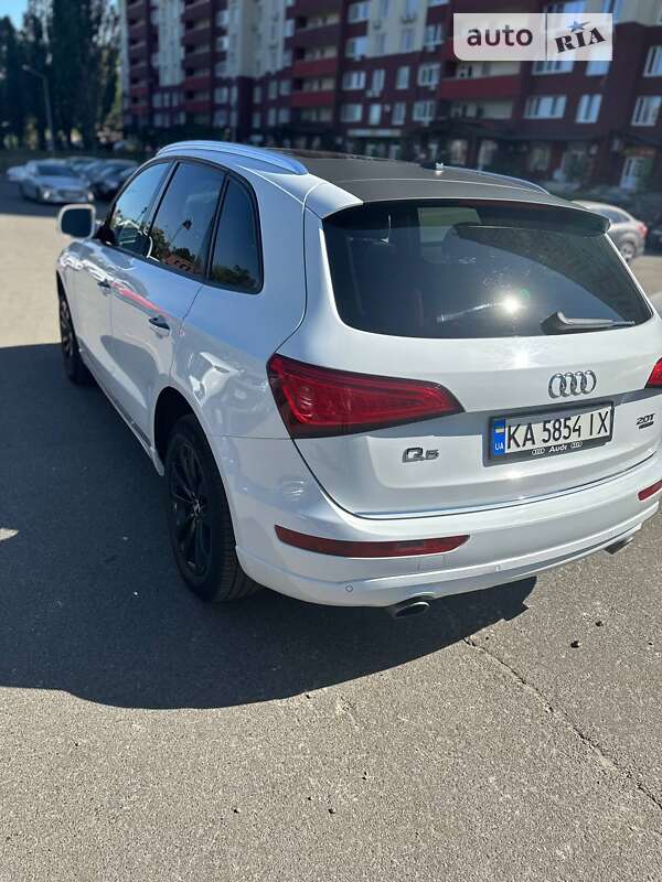 Внедорожник / Кроссовер Audi Q5 2015 в Киеве