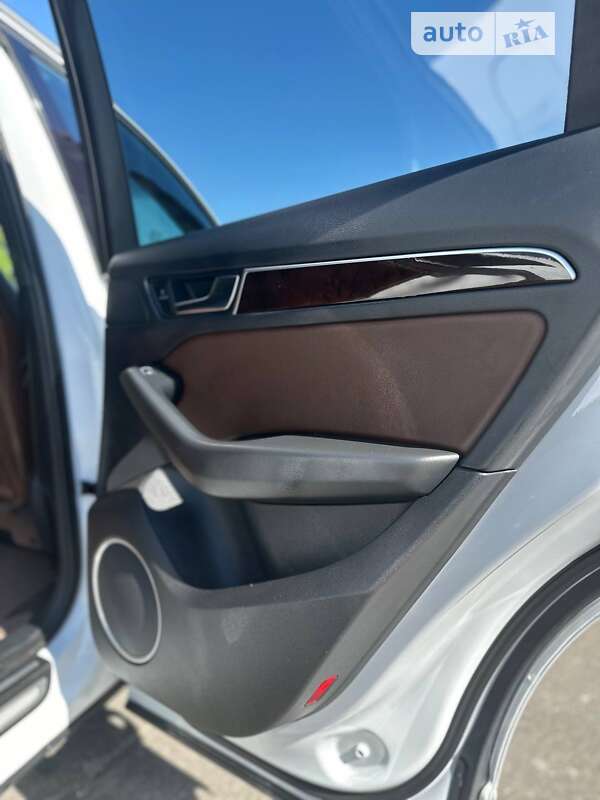 Внедорожник / Кроссовер Audi Q5 2015 в Киеве