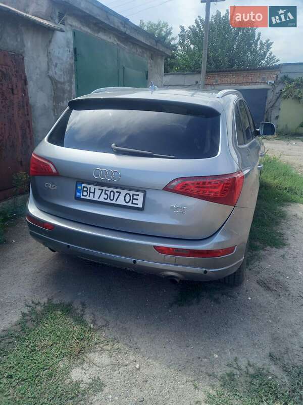 Внедорожник / Кроссовер Audi Q5 2010 в Измаиле