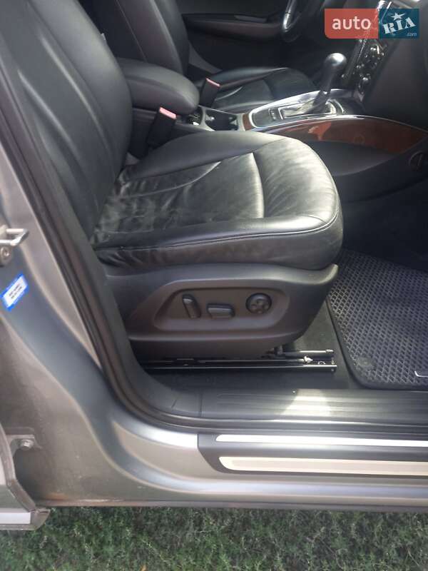 Внедорожник / Кроссовер Audi Q5 2010 в Измаиле