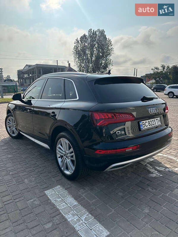 Позашляховик / Кросовер Audi Q5 2019 в Львові