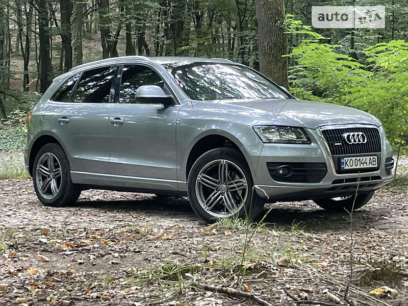 Внедорожник / Кроссовер Audi Q5 2009 в Виноградове