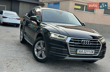 Внедорожник / Кроссовер Audi Q5 2019 в 