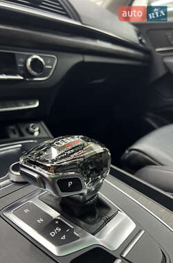 Внедорожник / Кроссовер Audi Q5 2019 в 