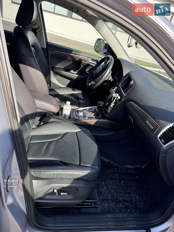 Внедорожник / Кроссовер Audi Q5 2014 в Ровно