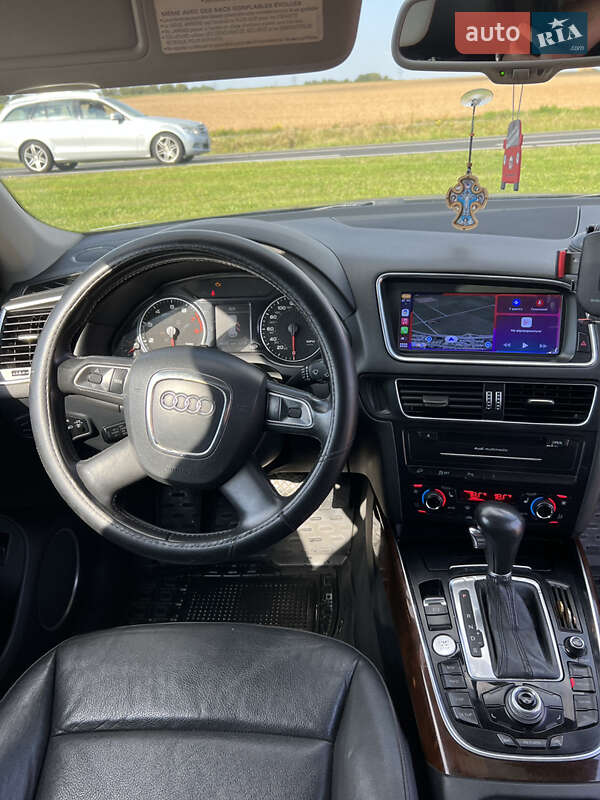 Позашляховик / Кросовер Audi Q5 2012 в Тернополі
