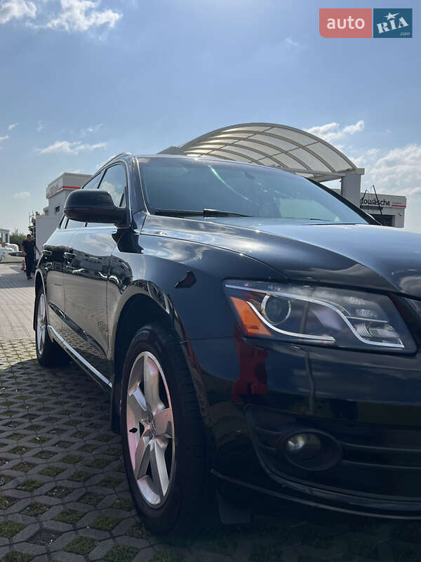 Позашляховик / Кросовер Audi Q5 2012 в Тернополі